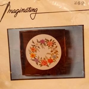 🥰🆕️❤ small counted cross stitch Circle